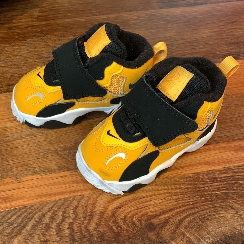 Infant/Toddler Nike Speed Turf Sneaker